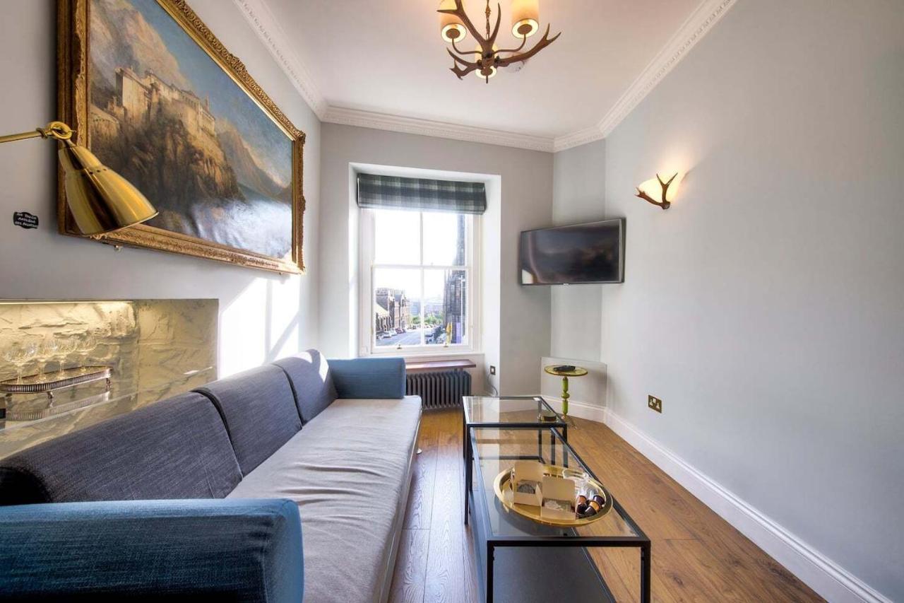 Luxurious, Modern 1BR Apartment near Castle Édimbourg Extérieur photo