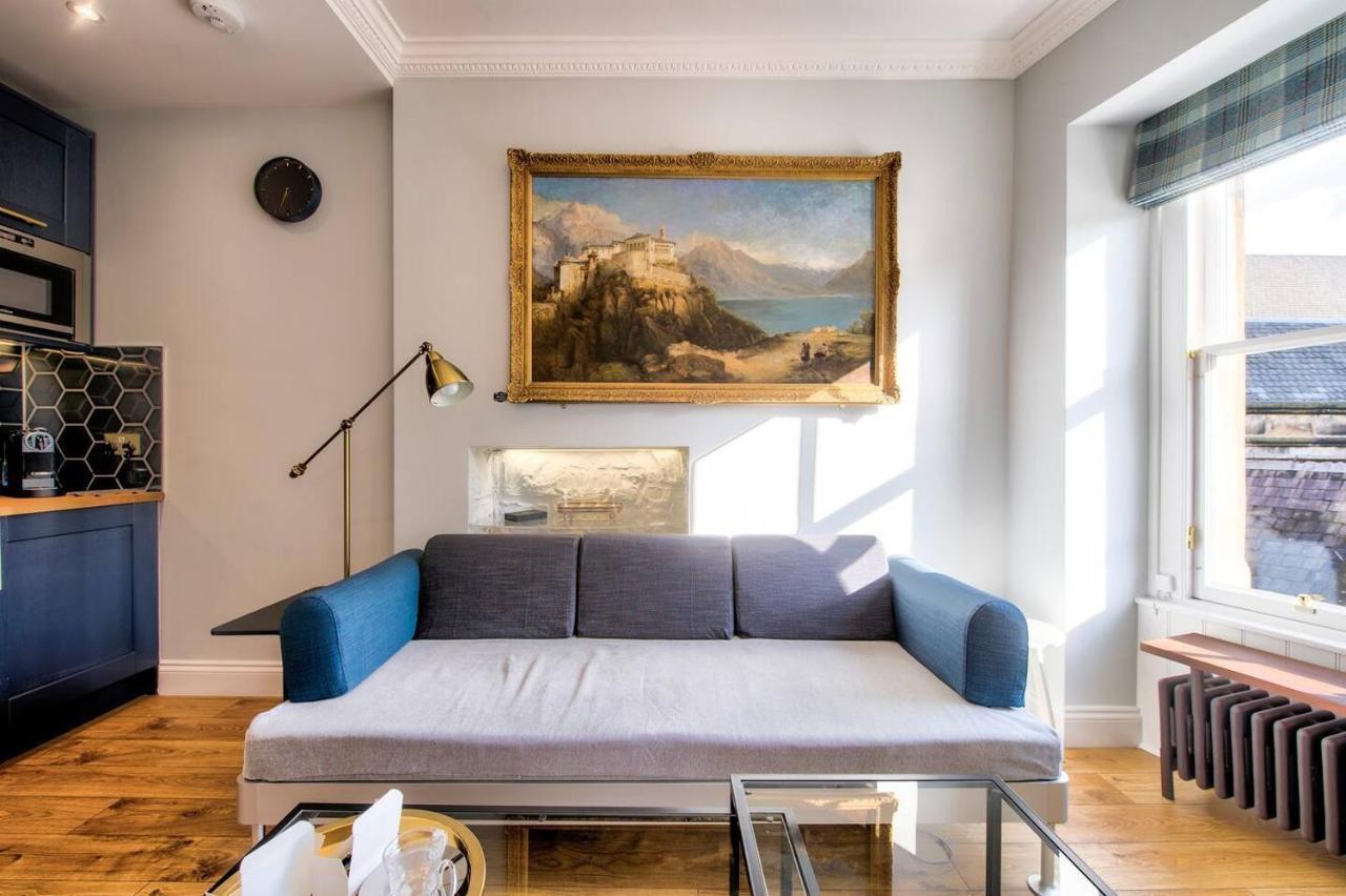 Luxurious, Modern 1BR Apartment near Castle Édimbourg Extérieur photo